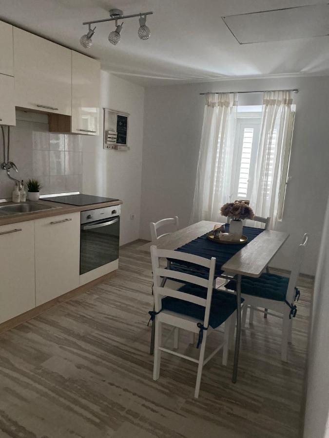 Moro Apartment Корчула Екстер'єр фото